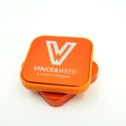 VINCE & W33D Grinder